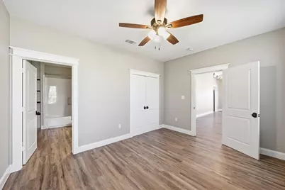 3801 S 4th Street, Waco, TX 76706 - Photo 17