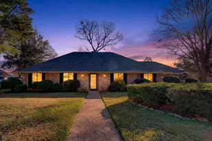 1111 Hillside Dr, Athens, TX 75751 - Photo 1