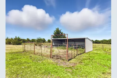 496 County Road 4730, Leonard, TX 75452 - Photo 37