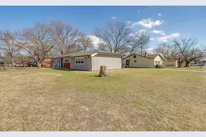 809 Euclid Street, Cleburne, TX 76033 - Photo 3