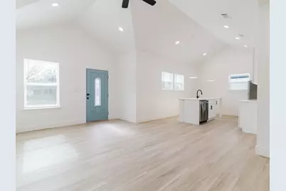 1007 Strickland, Dallas, TX 75216 - Photo 5