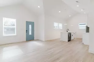 1007 Strickland, Dallas, TX 75216 - Photo 5