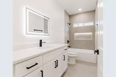 1007 Strickland, Dallas, TX 75216 - Photo 3