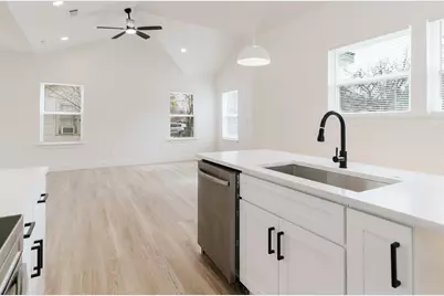 1007 Strickland, Dallas, TX 75216 - Photo 7