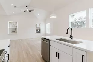 1007 Strickland, Dallas, TX 75216 - Photo 7