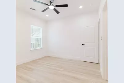1007 Strickland, Dallas, TX 75216 - Photo 19