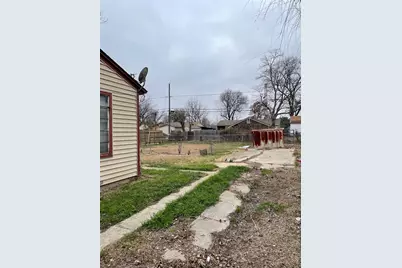 10911 Barbarosa Drive, Dallas, TX 75228 - Photo 3