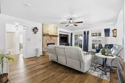 7013 Brockton Court, Rowlett, TX 75089 - Photo 7