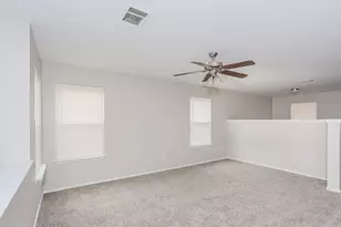 3010 Dusty Oak Dr, Dallas, TX 75227 - Photo 3