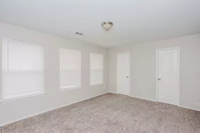 3010 Dusty Oak Drive, Dallas, TX 75227 - Photo 9