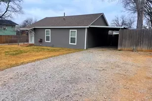 1335 Florea St, Graham, TX 76450 - Photo 15