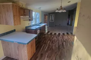 4987 Blue Water Cir, Granbury, TX 76049 - Photo 9