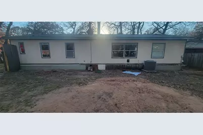 4987 Blue Water Circle, Granbury, TX 76049 - Photo 31