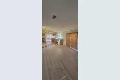 4987 Blue Water Circle, Granbury, TX 76049 - Photo 5