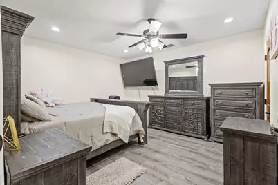 5643 Churchill Avenue, Dallas, TX 75227 - Photo 7