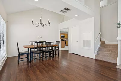 2904 Hunters Point Lane, Carrollton, TX 75007 - Photo 5