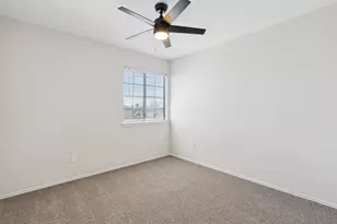 2904 Hunters Point Ln, Carrollton, TX 75007 - Photo 21