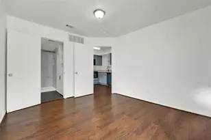 3121 Sondra Dr, Fort Worth, TX 76107 - Photo 7