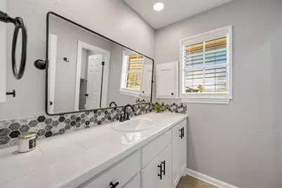 290 Farm Road 197, Arthur City, TX 75411 - Photo 11