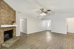 2130 Southmoor Dr, Carrollton, TX 75006 - Photo 3