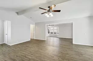 2130 Southmoor Dr, Carrollton, TX 75006 - Photo 5