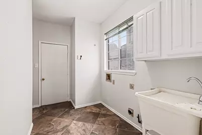 2829 Panorama Drive, Carrollton, TX 75007 - Photo 39