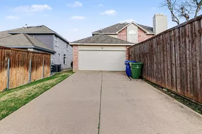 2829 Panorama Drive, Carrollton, TX 75007 - Photo 39