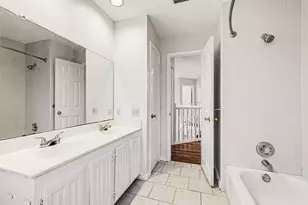 2829 Panorama Dr, Carrollton, TX 75007 - Photo 31