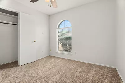 1622 Autumn Breeze Lane, Lewisville, TX 75077 - Photo 23