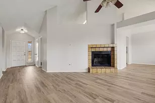 1622 Autumn Breeze Ln, Lewisville, TX 75077 - Photo 13