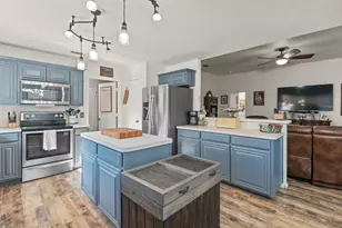 250 Wellington Trail, Weatherford, TX 76085 - Photo 7