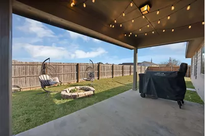 10329 Kingspoint Boulevard, Fort Worth, TX 76140 - Photo 5