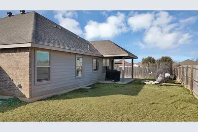 10329 Kingspoint Boulevard, Fort Worth, TX 76140 - Photo 23