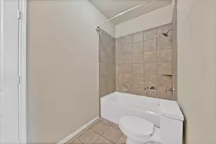 10329 Kingspoint Blvd, Fort Worth, TX 76140 - Photo 19