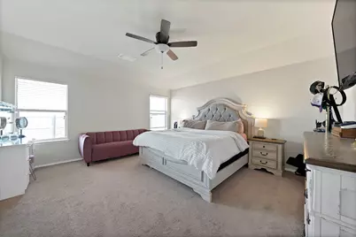 10329 Kingspoint Boulevard, Fort Worth, TX 76140 - Photo 17