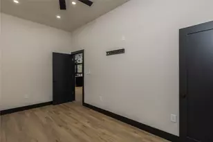 2015 Dobbs Valley Rd, Mineral Wells, TX 76067 - Photo 13