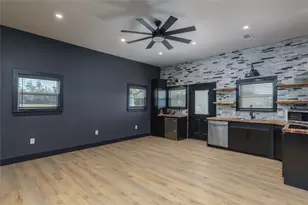 2015 Dobbs Valley Rd, Mineral Wells, TX 76067 - Photo 9