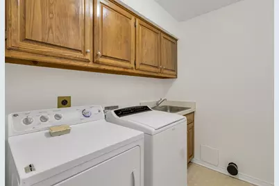 9009 Windy Crest Drive, Dallas, TX 75243 - Photo 29