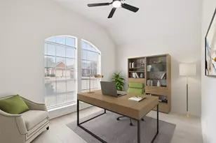 6405 Greenbriar Ln, Fort Worth, TX 76132 - Photo 3