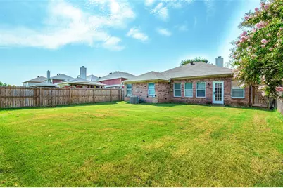 9013 Winding River Drive, Fort Worth, TX 76118 - Photo 11