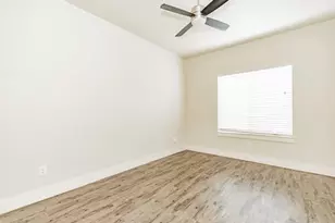 3221 Elihu St, Dallas, TX 75210 - Photo 3