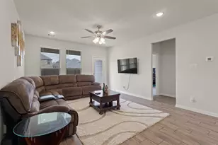 620 Ruthye Ln, Pilot Point, TX 76258 - Photo 9