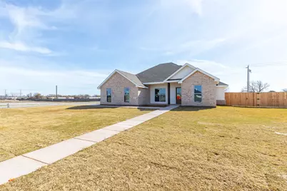 801 Whispering Oaks, Clyde, TX 76510 - Photo 3