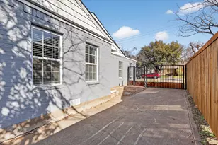 3620 Stadium Dr, Fort Worth, TX 76109 - Photo 17