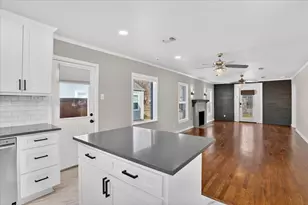 3620 Stadium Dr, Fort Worth, TX 76109 - Photo 11