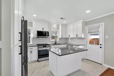 3620 Stadium Drive, Fort Worth, TX 76109 - Photo 9