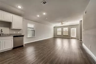 1427 Warringwood Dr, Greenville, TX 75402 - Photo 9