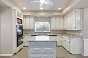 6606 Canalview Dr, Arlington, TX 76016 - Photo 7