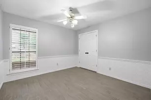 6606 Canalview Dr, Arlington, TX 76016 - Photo 23