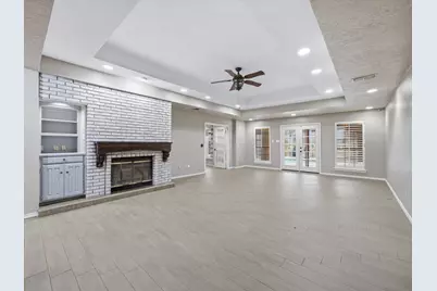 6606 Canalview Drive, Arlington, TX 76016 - Photo 7